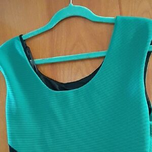 Guess Green and Black Midi Dress